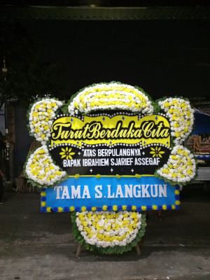 Papan Bunga Duka di Tridadi